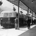 vasútállomás, Ganz gyártmányú Árpád sorozatú (TAS) sínautóbusz.