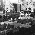 Dóm tér. Katonai díszszemle 1937. június 18-án, Horthy Miklós kormányzó 69. születésnapja alkalmából.