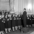 Nagyboldogasszony Főszékesegyház, a Budapesti Kórus hangversenye, a karnagy Bárdos Lajos.