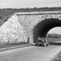 a 7-es főút, aluljáró a vasút alatt.